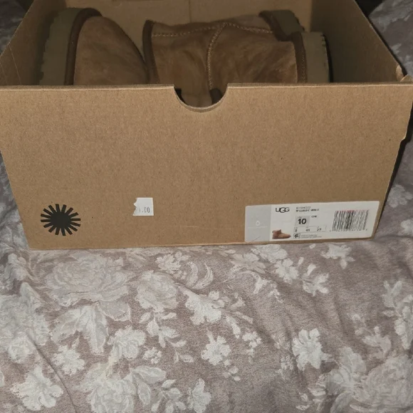 UGG Tan Shearling Suede Boots - Picture 10 of 12